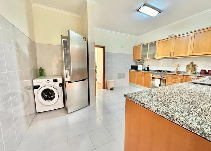 Casa Da Minha Luz * Santa Cruz (Madeira)